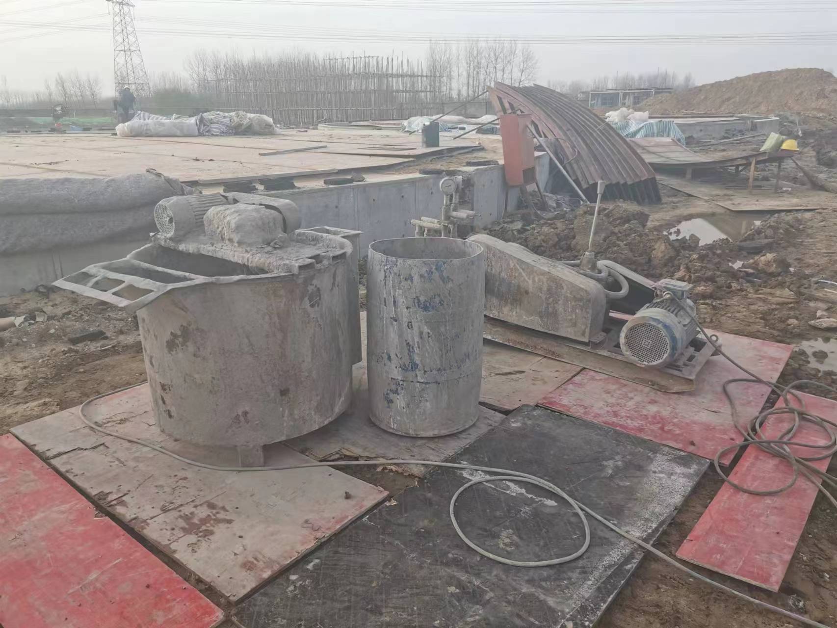 芙蓉设备基础注浆